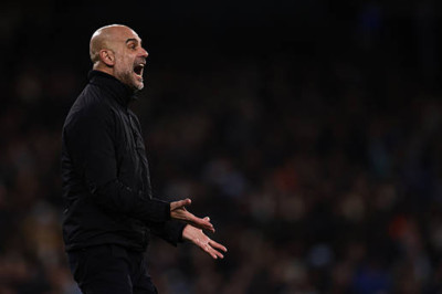 Bercanda Soal Transfer, Pep Guardiola Sebut Manchester City Kurang Royal