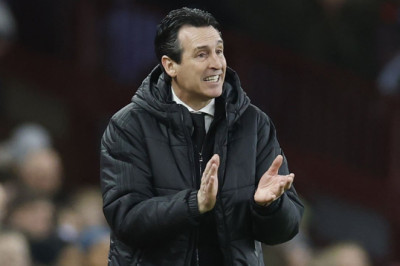 Banyak Pemain Cedera, Unai Emery Tetap Tenang Jelang Villa vs Newcastle