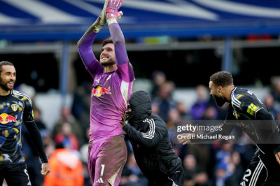 Lucas Perri Tampil Apik, Farke Belum Ubah Status Kiper Utama