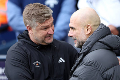 Salford City Hampir Kejutkan Man City, Karl Robinson Soroti Perkembangan Tim