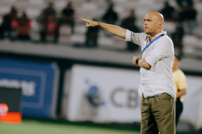 Bali United Alami 3 Kekalahan Beruntun, Nasib Johnny Jansen Di Ujung Tanduk