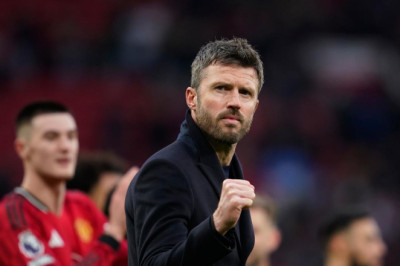 Michael Carrick Ajari Amorim Cara Tangani Kobbie Mainoo di Man United: Beri Kepercayaan