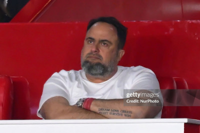 Pemilik Nottingham Forest Marinakis Hadapi Ancaman Gugatan Hukum