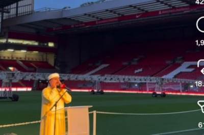 Azan Menggema di Markas Liverpool, Netizen Ubah YNWA Jadi You’ll Nothing Without Allah