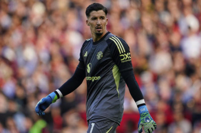 Manchester United dan Besiktas Capai Kesepakatan Transfer Kiper Terlupakan