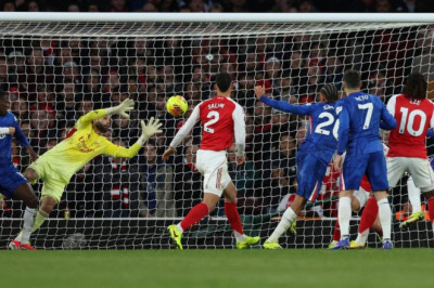 Chelsea Tumbang di Markas Arsenal, Liam Rosenior Soroti Kelemahan Anak Asuhnya