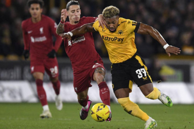Ketika Adama Traore Dilarang Latihan Gym di West Ham: Fisiknya Dianggap Terlalu Sempurna!