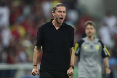 Dipecat Usai Pesta Gol 8-0, Legenda Chelsea Luis Tetap Tersingkir dari Kursi Pelatih