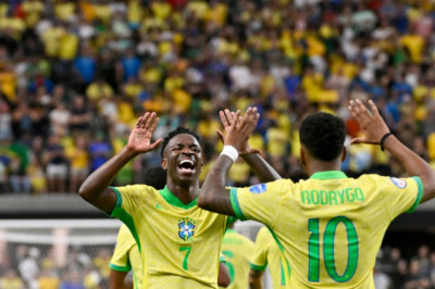 Pesan Mengharukan Neymar Usai Rodrygo Cedera Mengerikan