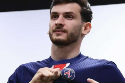 Manchester United Bidik Bintang PSG Khvicha Kvaratskhelia, Siap Jadi Senjata Baru Bruno Fernandes?