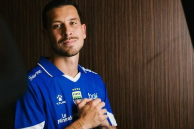 Pulang Kampung ke Belanda, Thom Haye Absen Lawan Borneo FC