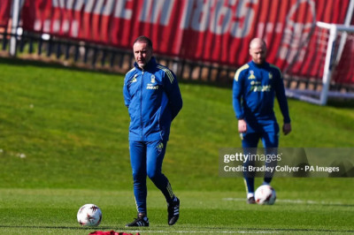 Vitor Pereira Soroti Dilema Nottingham Forest di Liga Europa