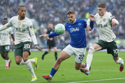 Chelsea Hancur di Markas Everton, Liam Rosenior Akui The Blues Layak Kalah