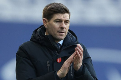 Trent Alexander-Arnold Tak Dipanggil Timnas Inggris, Steven Gerrard: Saya Sangat Terkejut