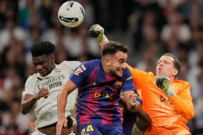 Dilema Barcelona: Harus Rogoh Rp34 Miliar untuk Depak Kiper Veteran Wojciech Szczesny