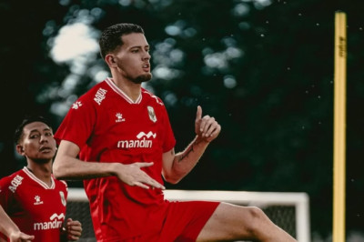 Justin Hubner Nilai Tindakan NAC Breda Sudah Kelewat Batas: Memalukan!