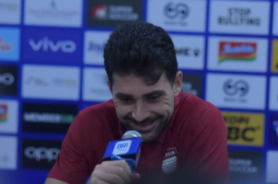 Kunci Puncak Klasemen, Bek Persib Frans Putros Tekankan Pentingnya Konsistensi