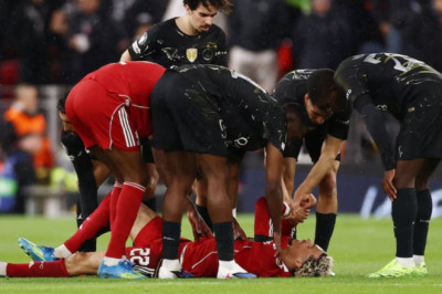 Tangis Bintang Liverpool Pecah! Cedera Parah Hugo Ekitike Hancurkan Mimpi Piala Dunia 2026