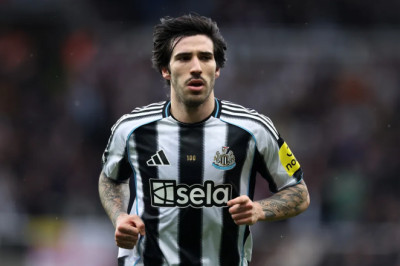 Tonali Fokus Hadapi Spekulasi Transfer ke Juventus, Arsenal, dan Man Utd