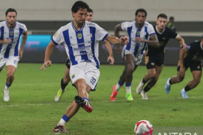 Persaingan Gelar Memanas: Persib dan Borneo FC Berebut Puncak di Pekan ke-31