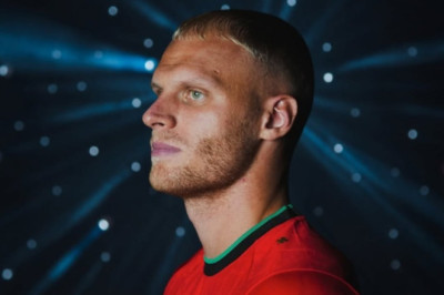 Resmi Gabung Eks Klub Calvin Verdonk, Mitchel Bakker Bisa Dinaturalisasi Timnas Indonesia? Ini Faktanya